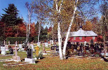 Le cimetière et la chapelle de Saint-Séraphim-de-Sarov